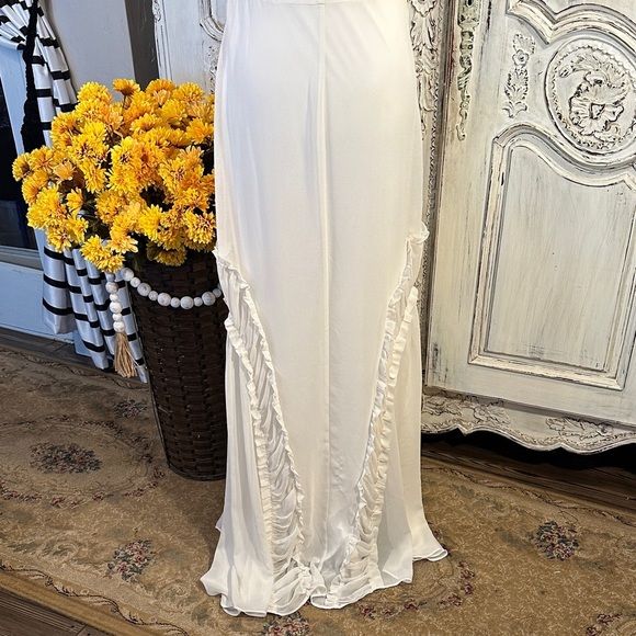 LC Lauren Conrad Unique Elegant White Sleeveless Maxi Dress - Picture 6 of 13